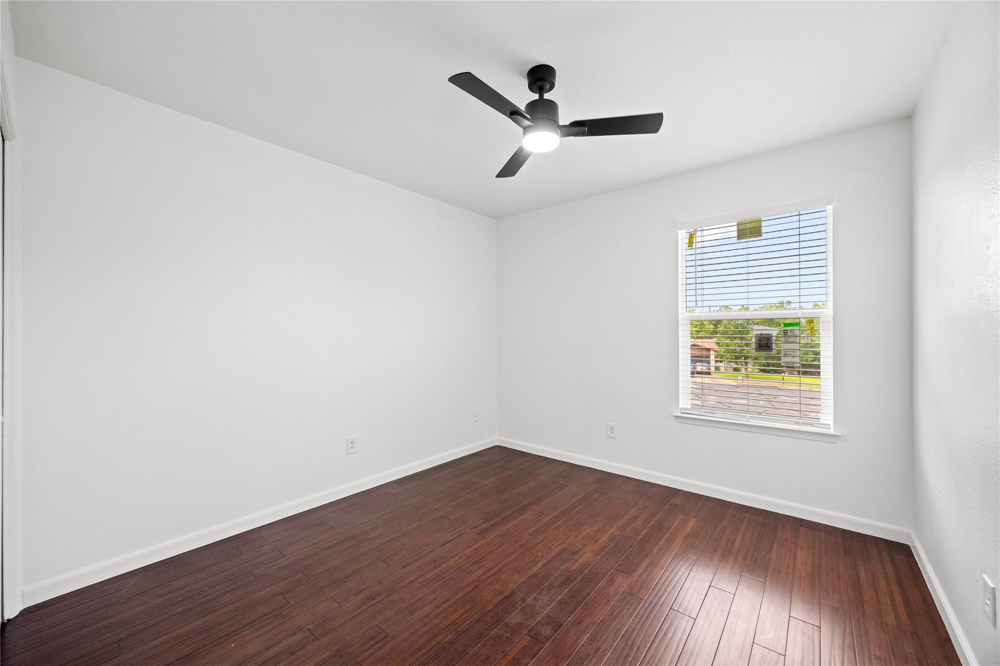 2110 Elysian Flds Property Photo 22