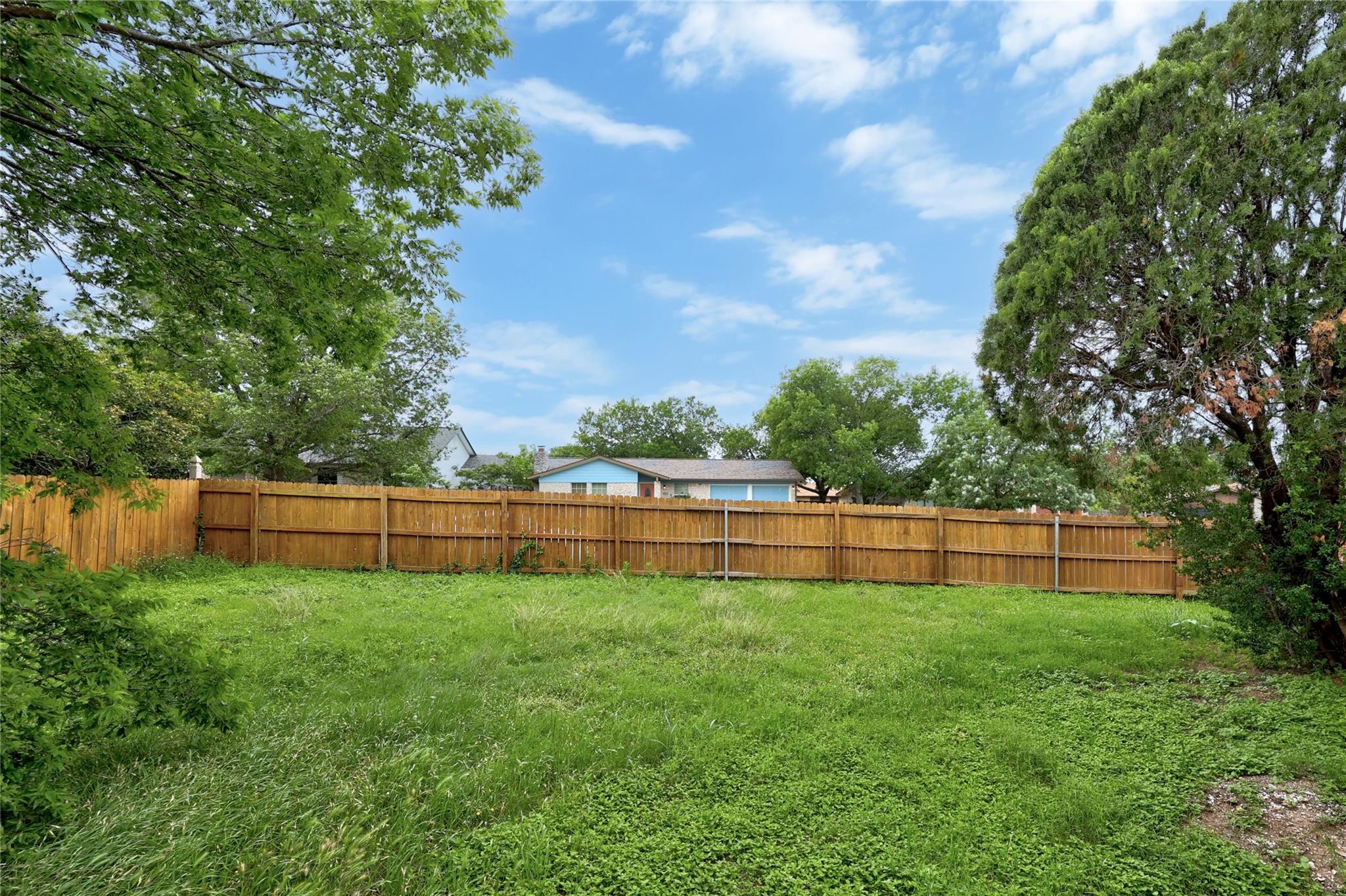 2110 Elysian Flds Property Photo 28