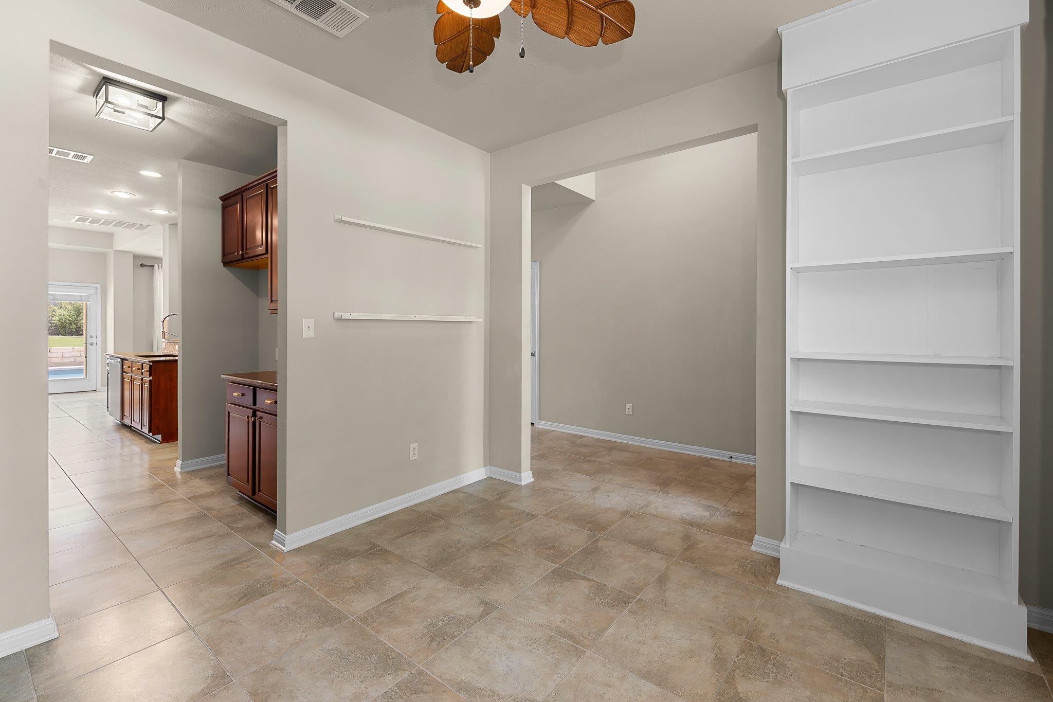 2813 Granite Hill Cv Property Photo 8