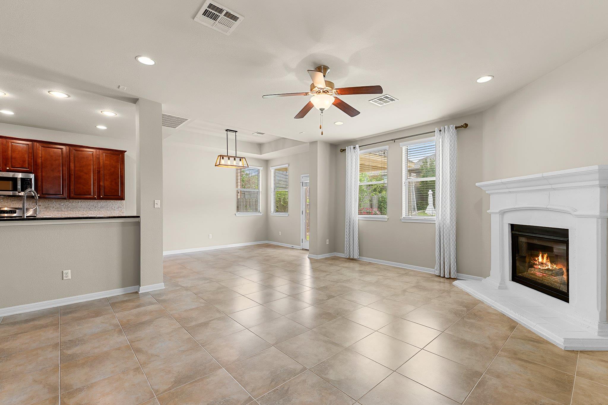 2813 Granite Hill Cv Property Photo 13