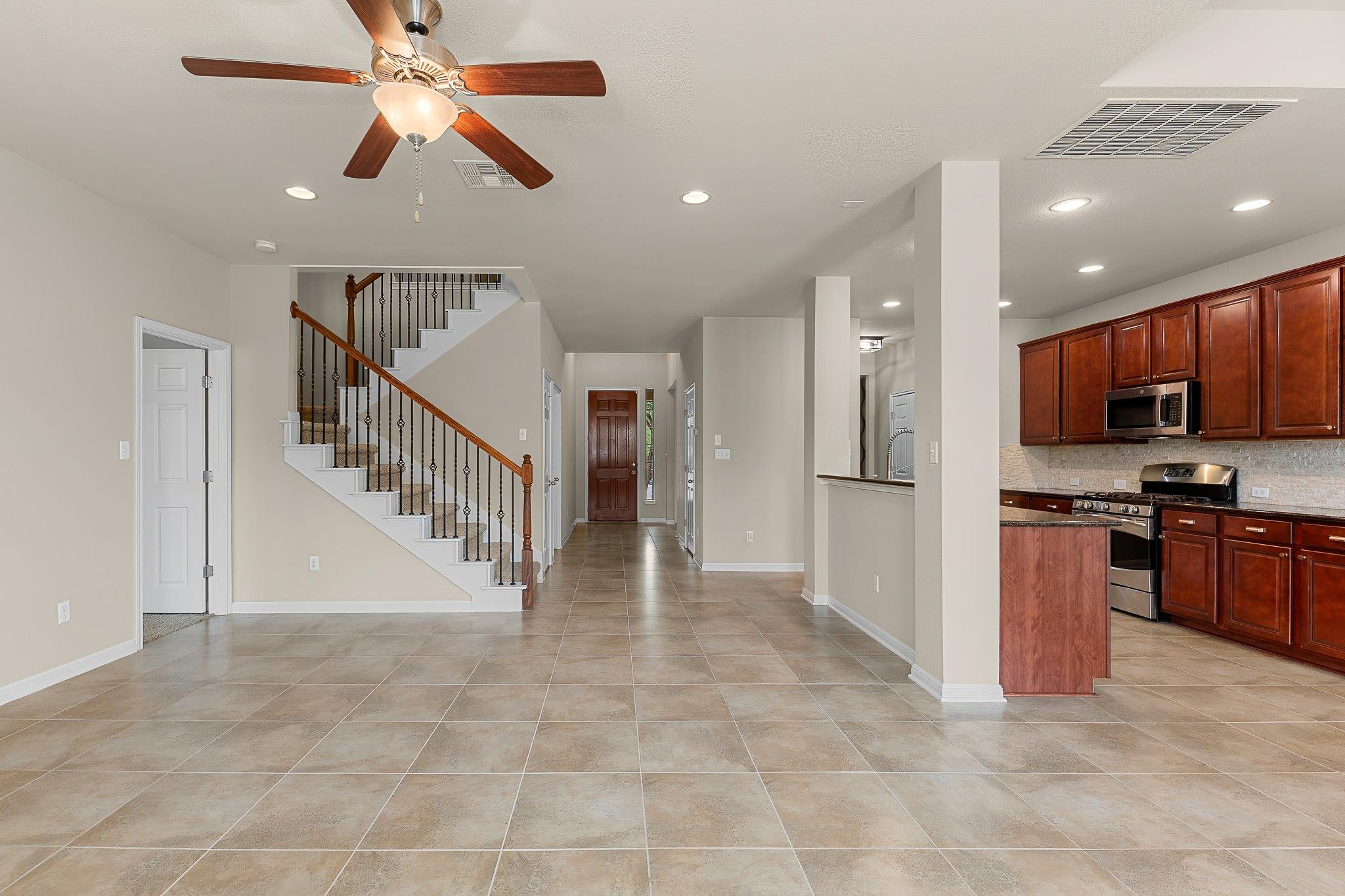 2813 Granite Hill Cv Property Photo 14