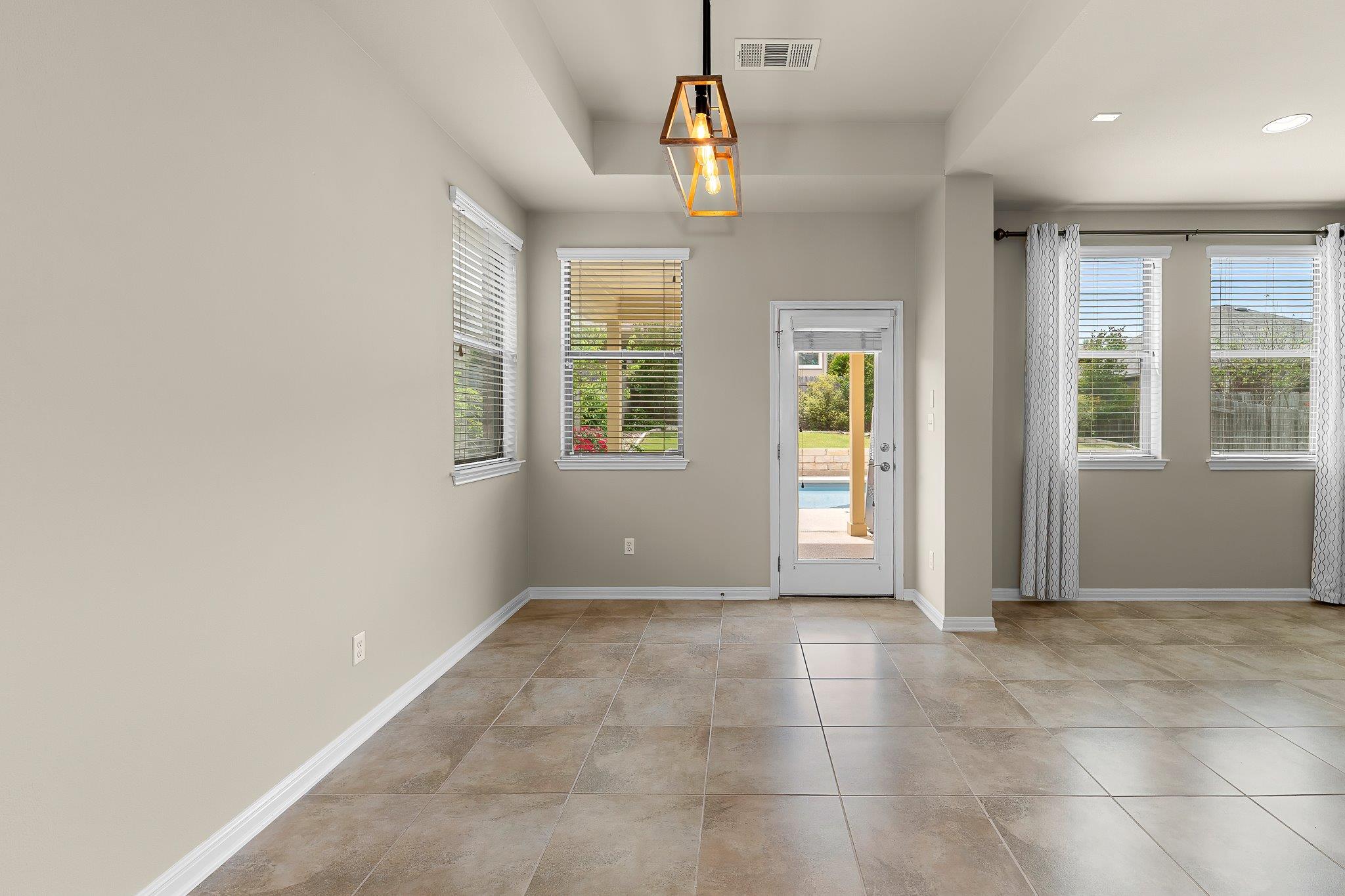 2813 Granite Hill Cv Property Photo 16