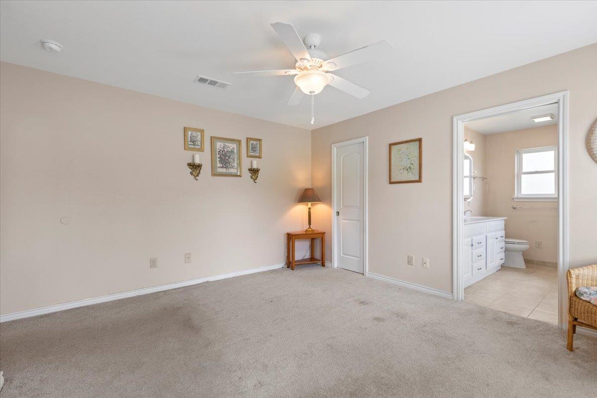 351 Cardinal Dr Property Photo 22