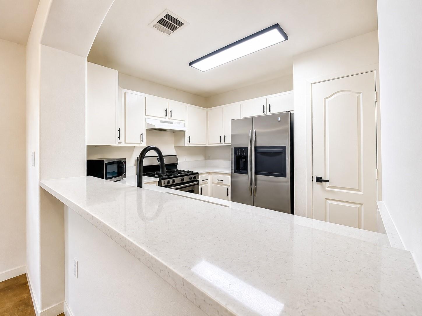5201 Bogey Ct Property Photo 4