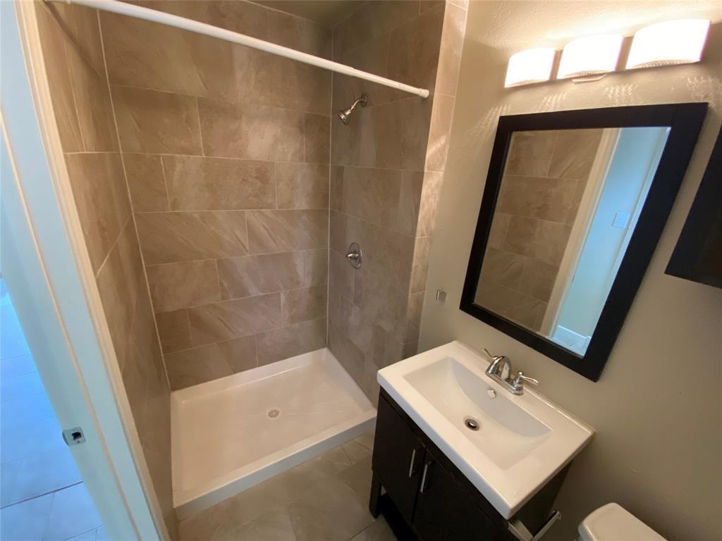2402 Rio Grande St #4 Property Photo 3