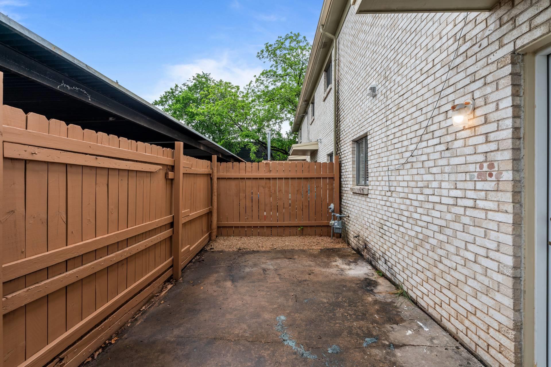 5802 Belmoor Dr #b Property Photo 35