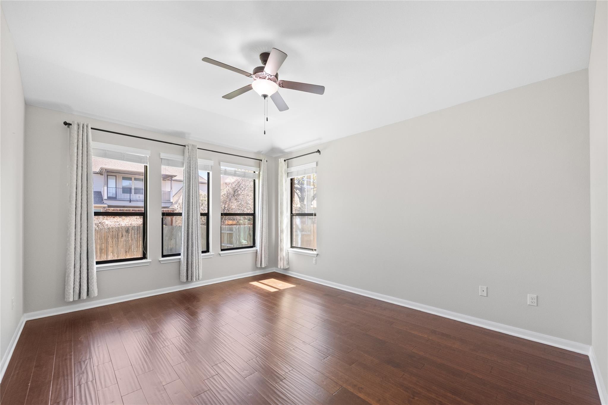 9808 Ivalenes Hope Dr Property Photo 18