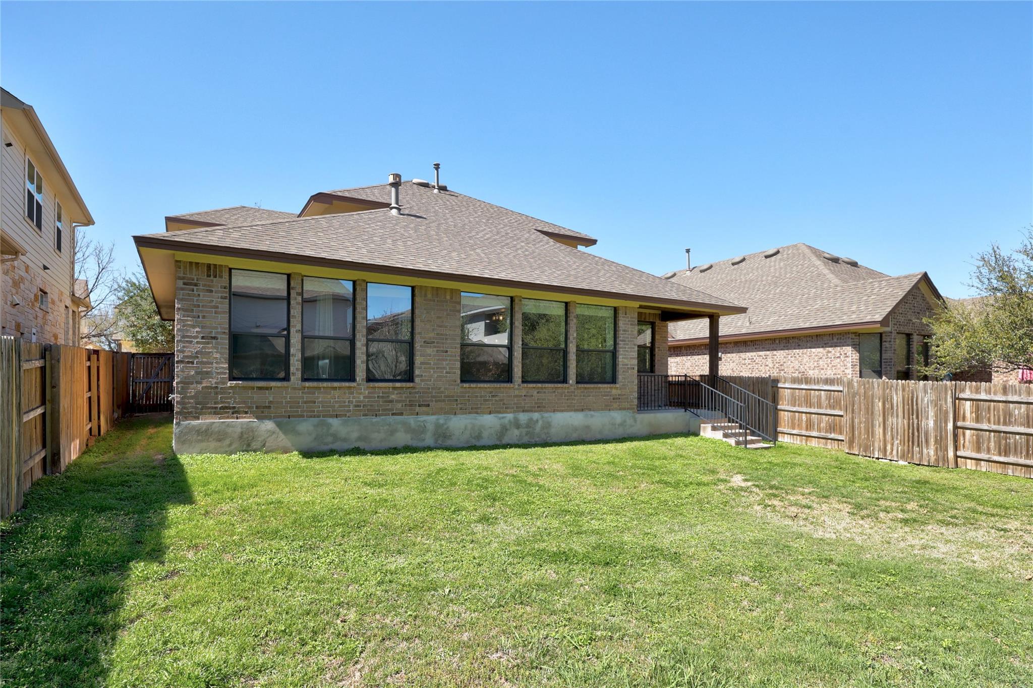 9808 Ivalenes Hope Dr Property Photo 32