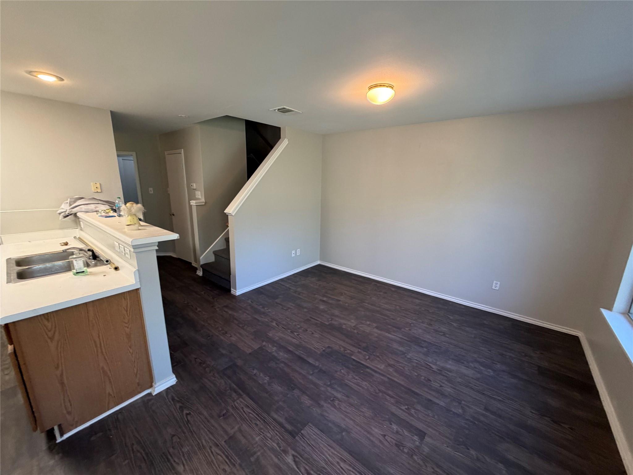 6712 Gold Moss Cv Property Photo 12