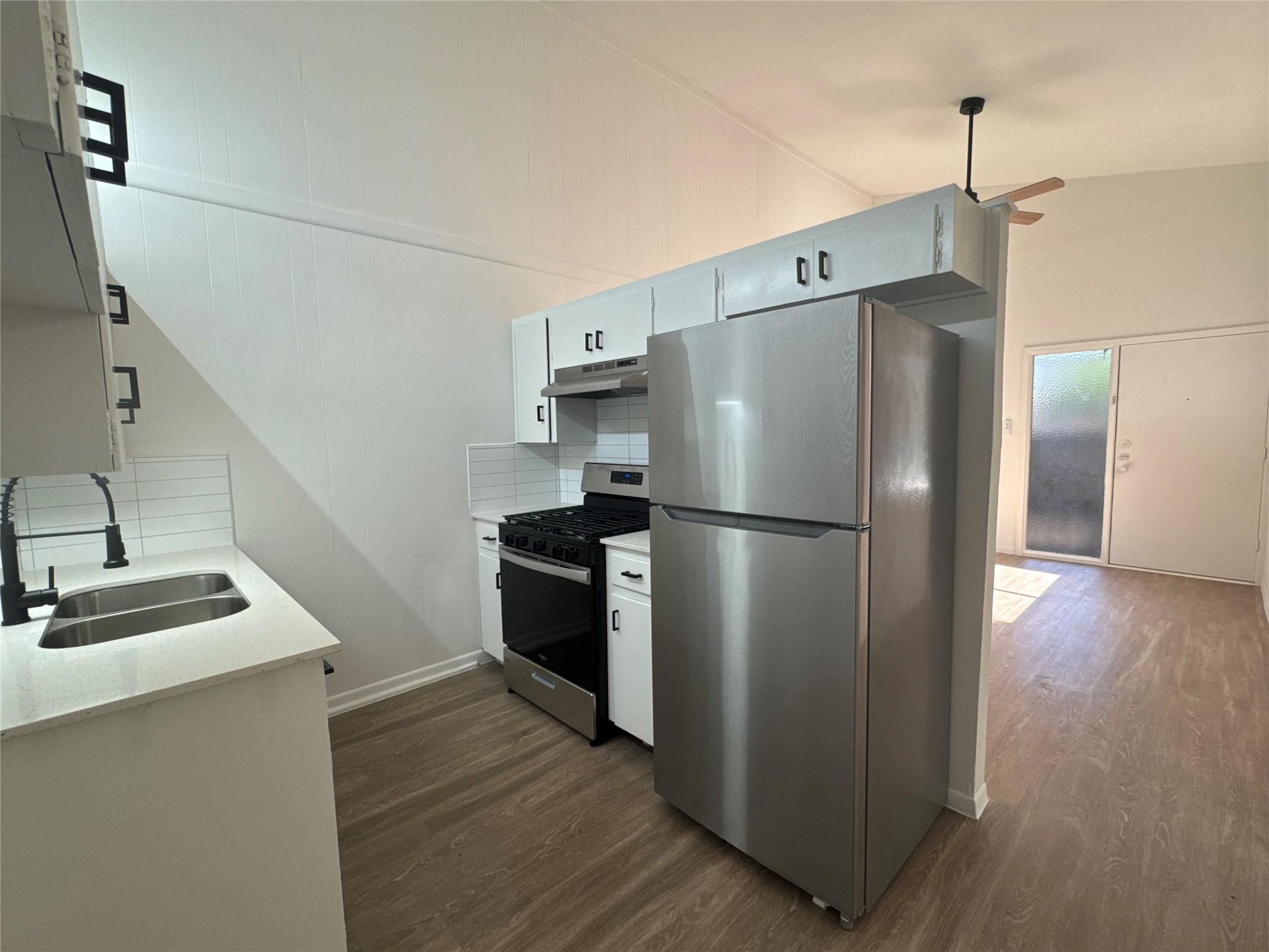 1312 Marshall St B Property Photo