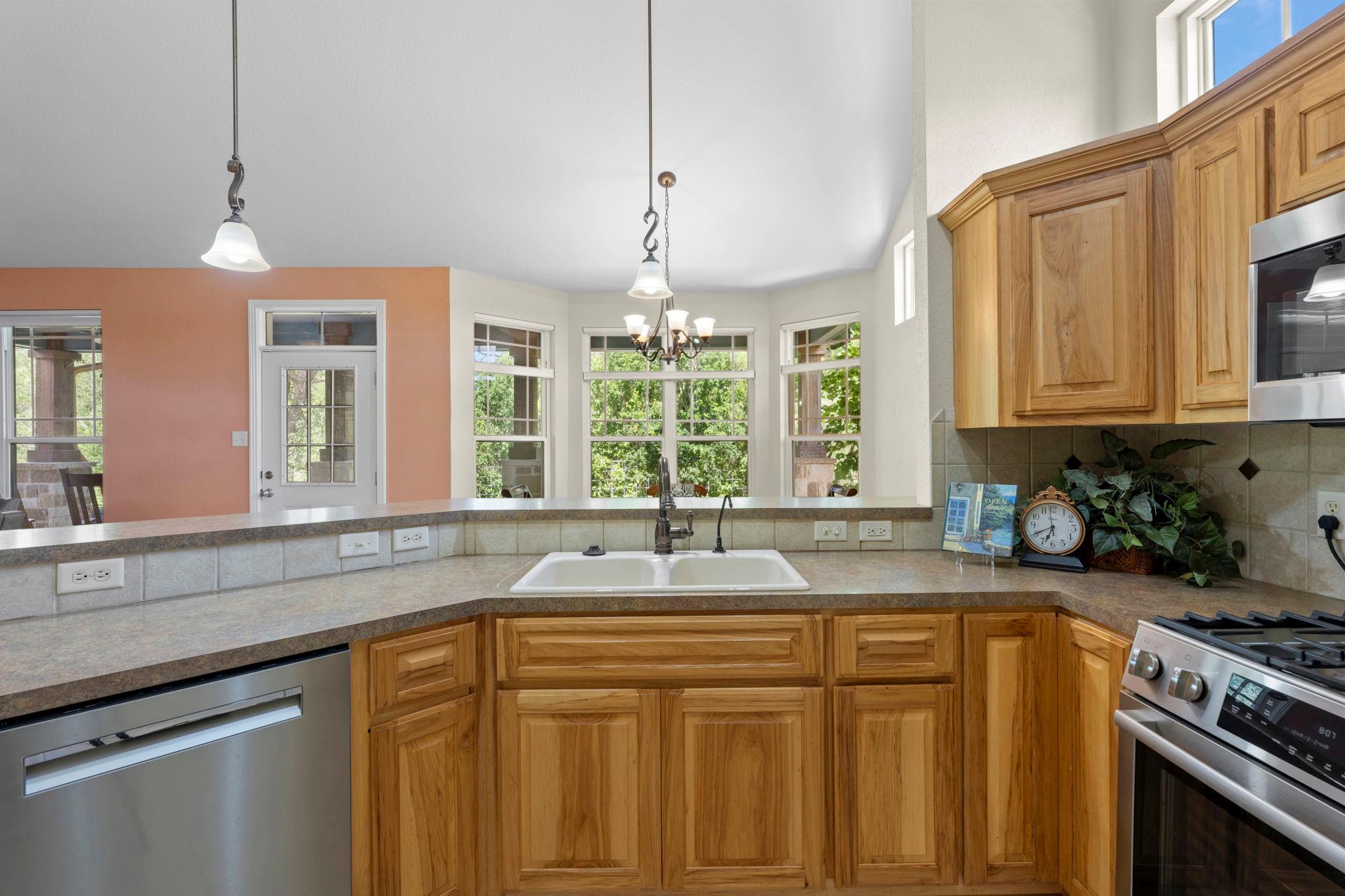 107 Kandi Ln Property Photo 10