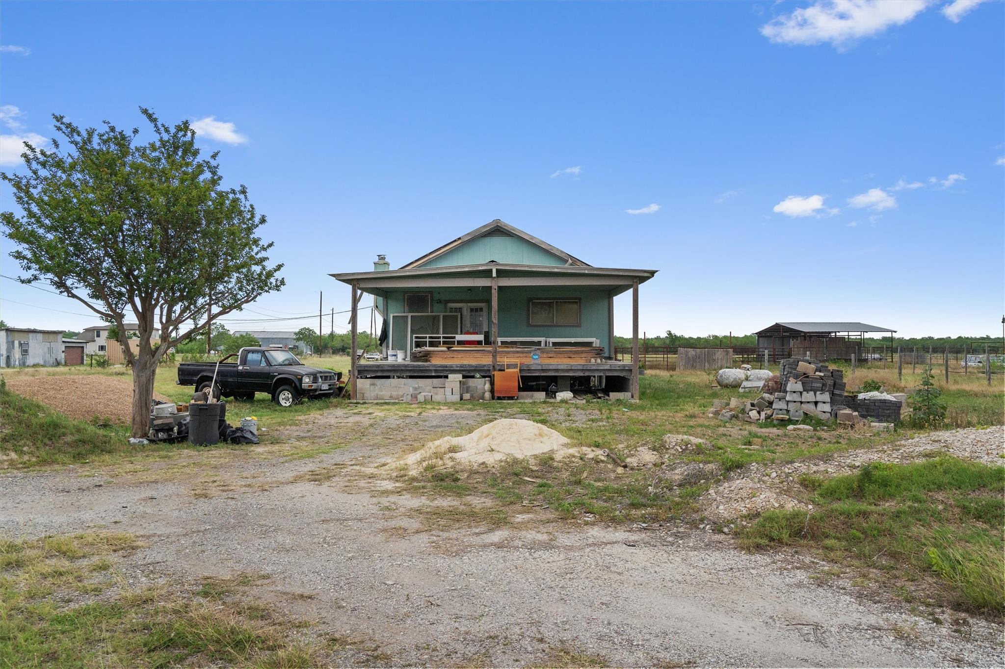 14600 F M Road 812 Property Photo