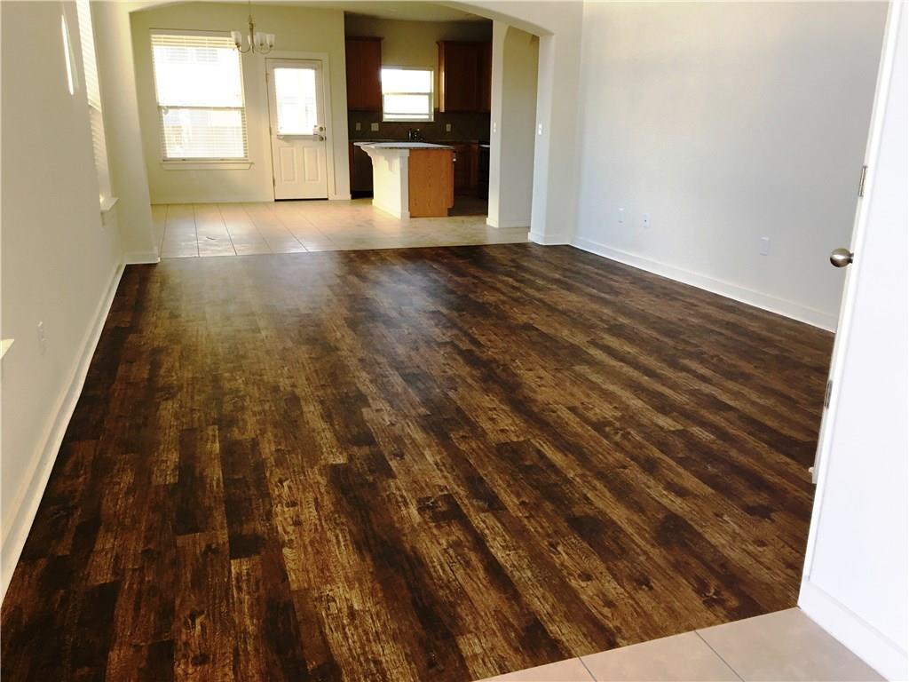 3904 Kennedy Grace Ln Property Photo 4