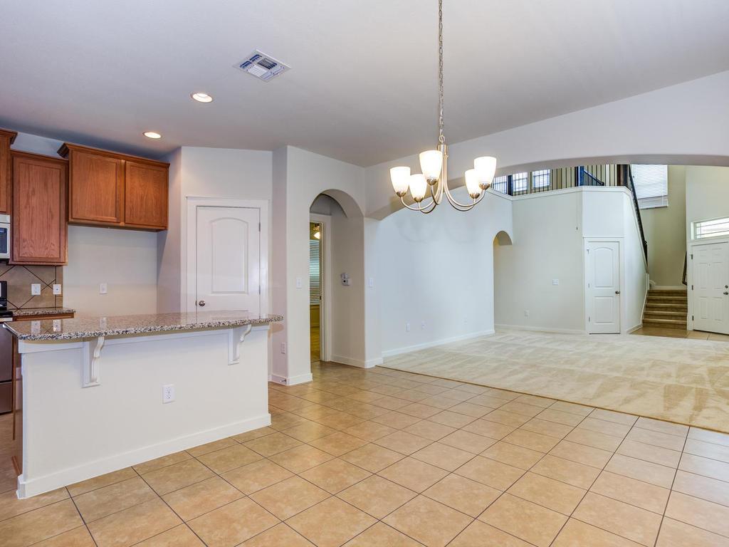 3904 Kennedy Grace Ln Property Photo 5