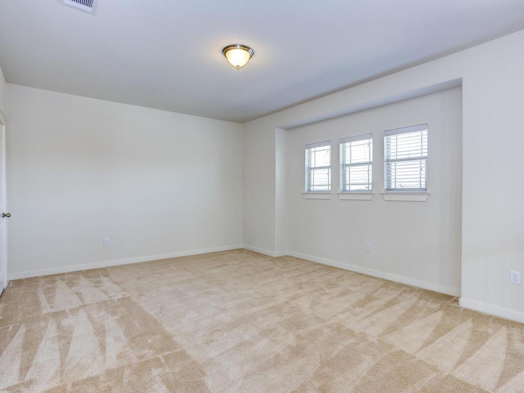 3904 Kennedy Grace Ln Property Photo 12