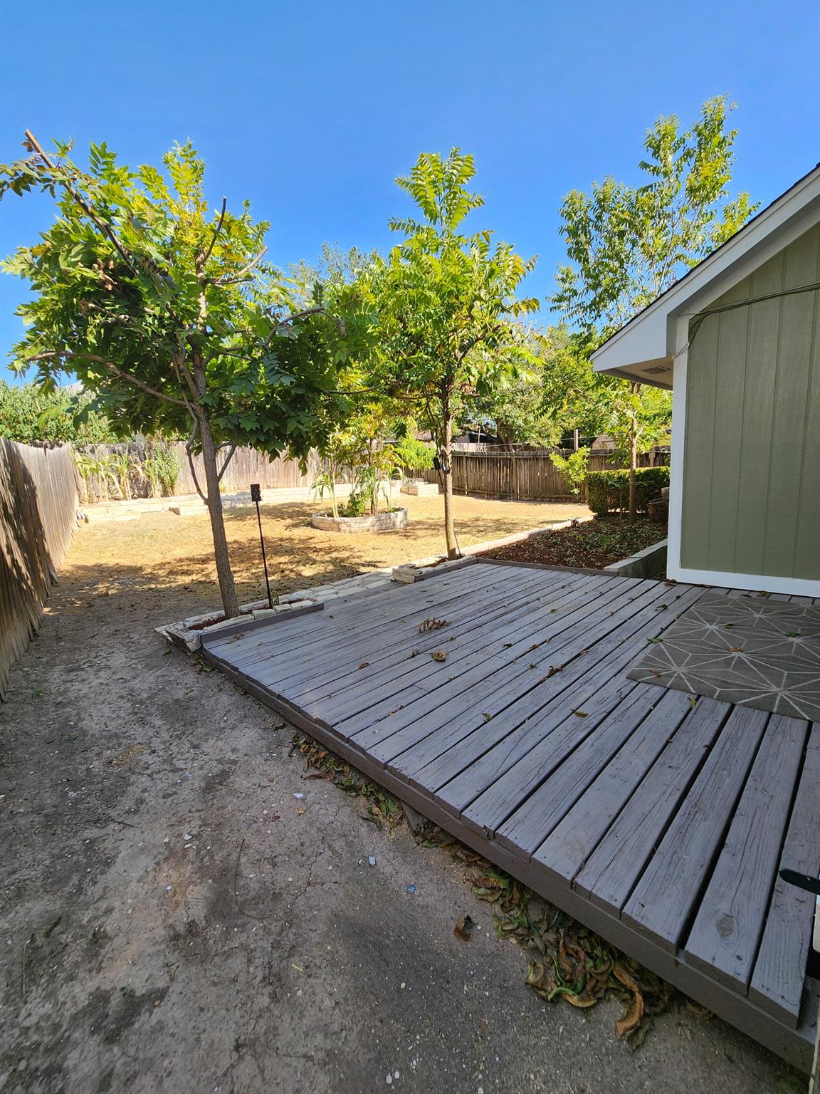 12337 Yarmont Way Property Photo 4