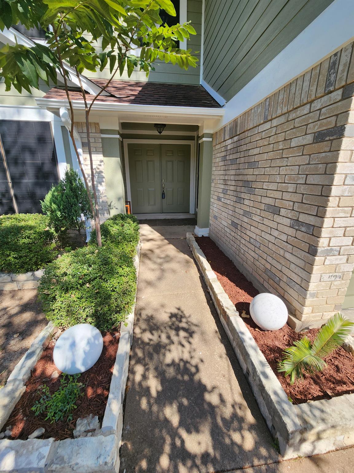 12337 Yarmont Way Property Photo 6
