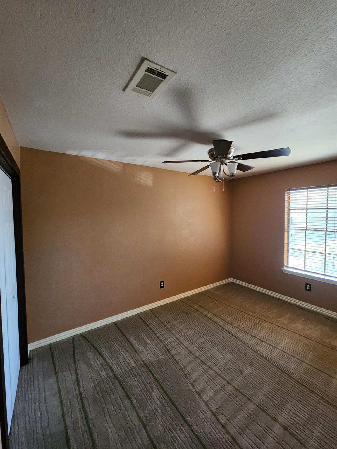 12337 Yarmont Way Property Photo 10