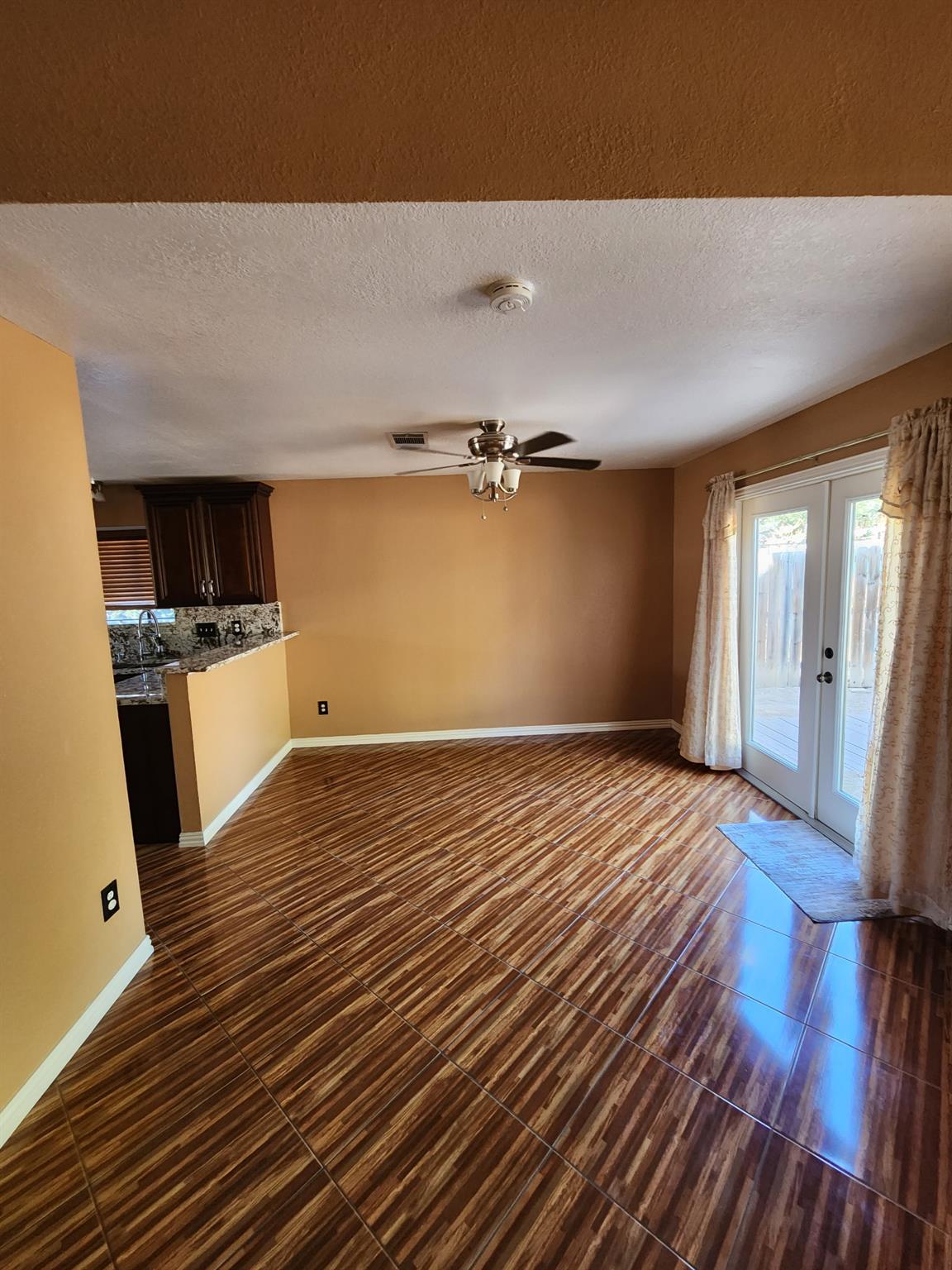 12337 Yarmont Way Property Photo 22