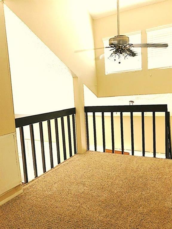 908 Poplar St #202 Property Photo 10