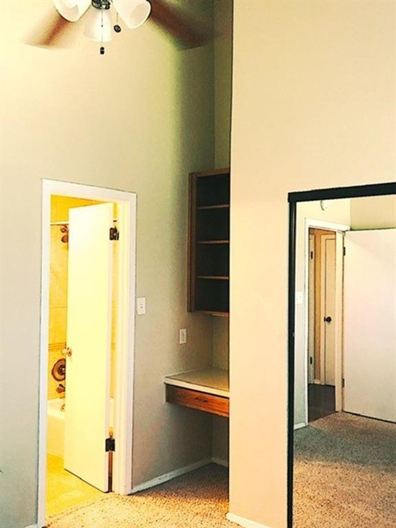 908 Poplar St #202 Property Photo 16