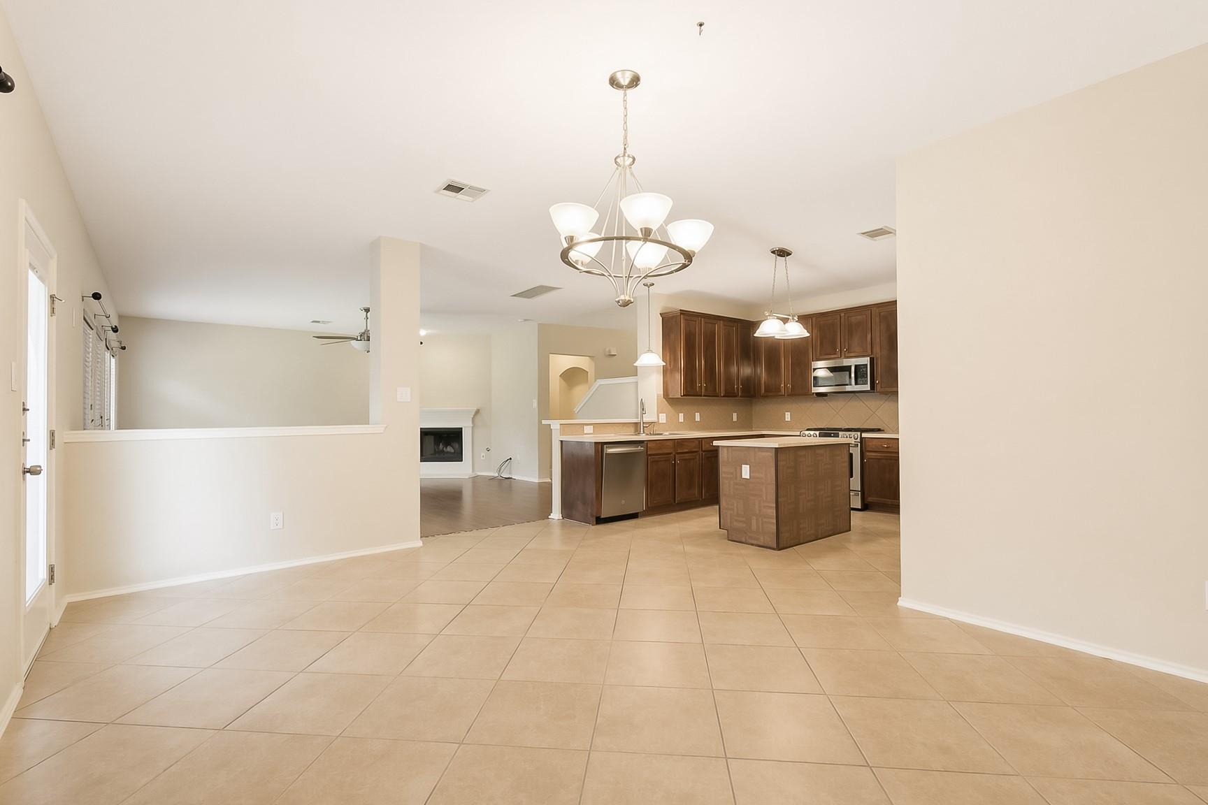 1132 Alexandria Way Property Photo 12