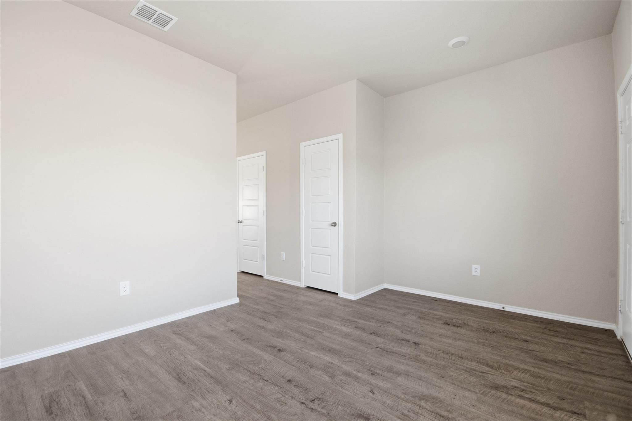 292 Legacy Cir Property Photo 5
