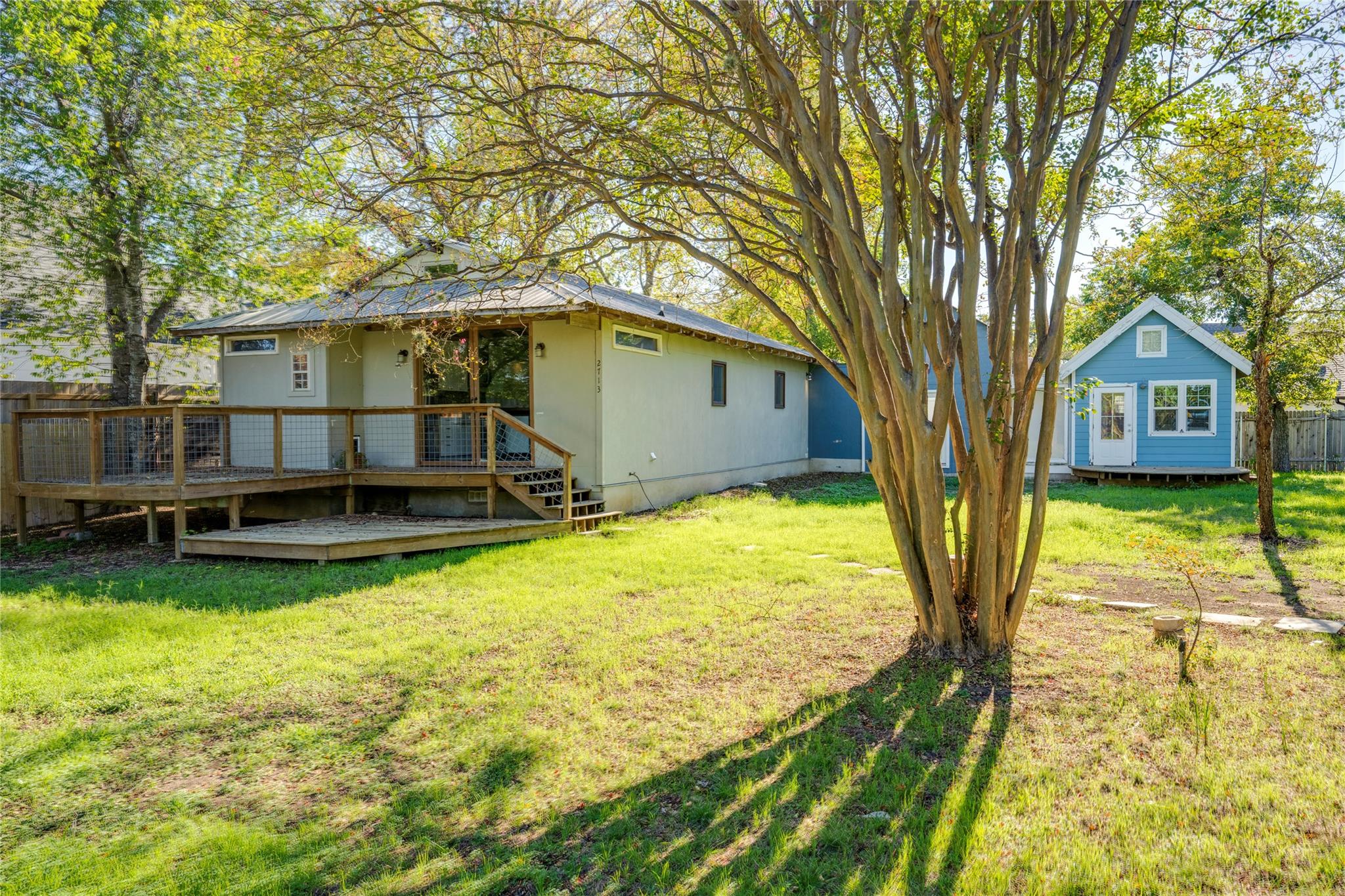 2713 Sweeney Ln Property Photo 4