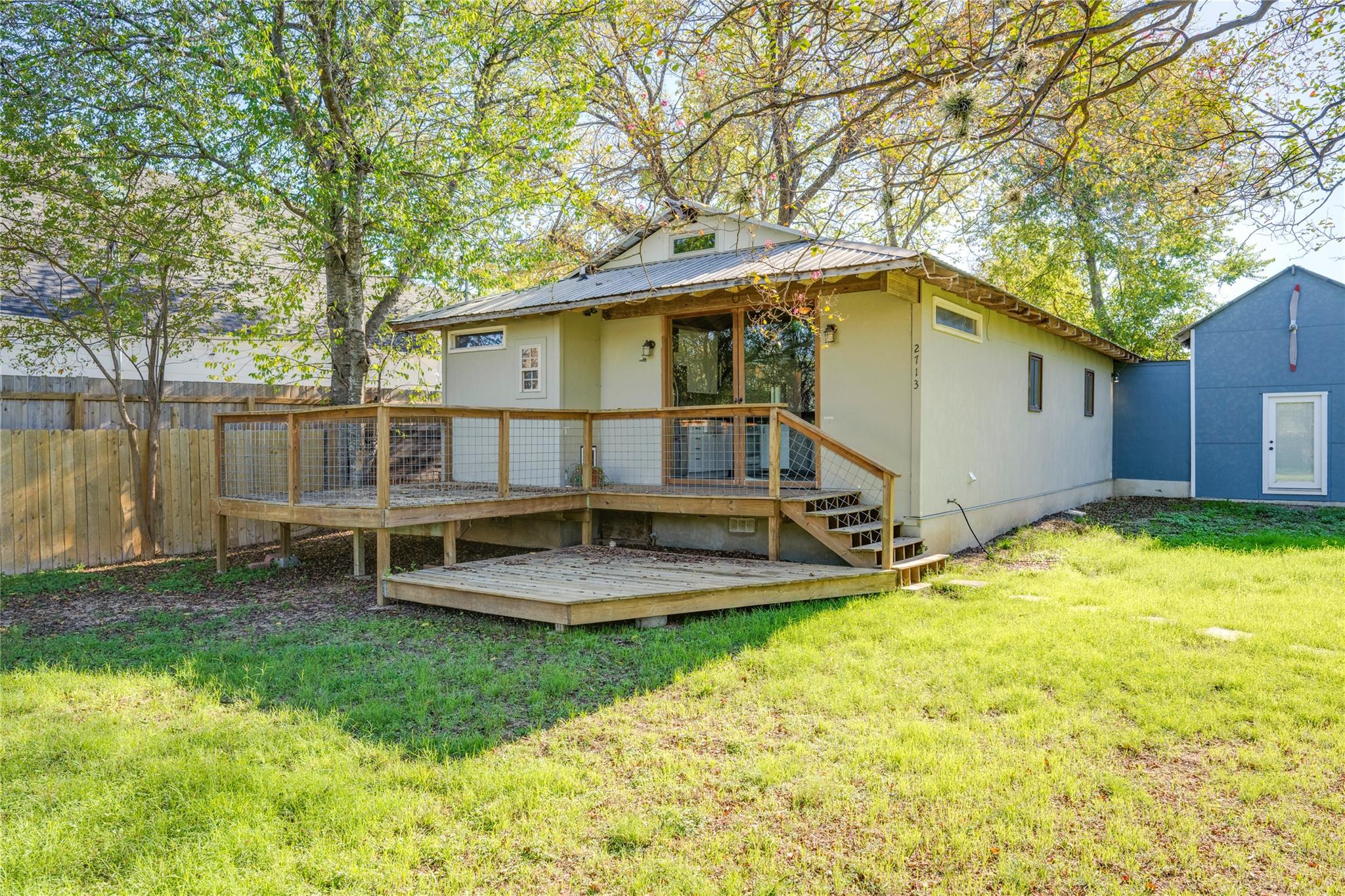 2713 Sweeney Ln Property Photo 5
