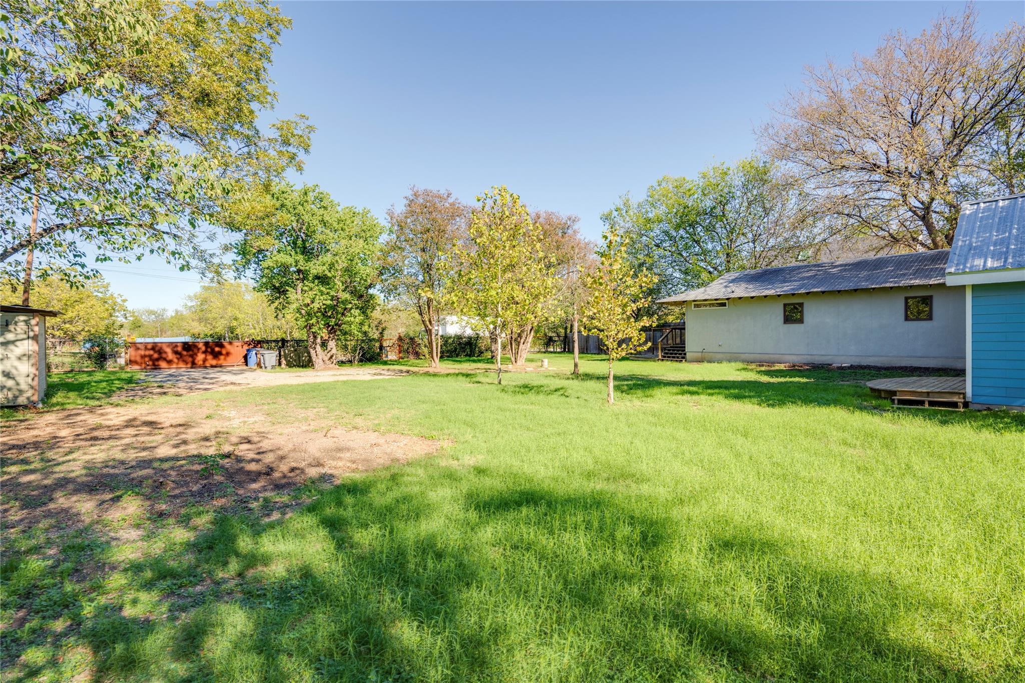 2713 Sweeney Ln Property Photo 7