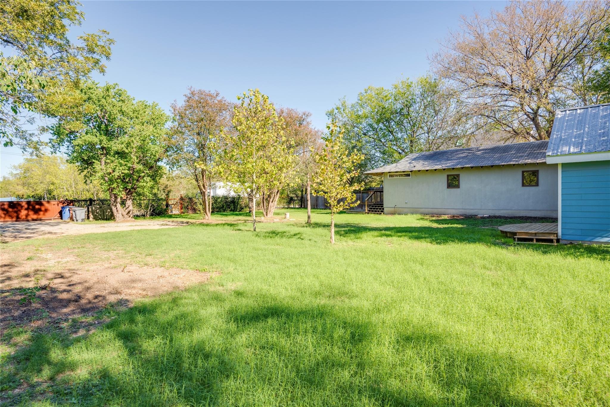 2713 Sweeney Ln Property Photo 8
