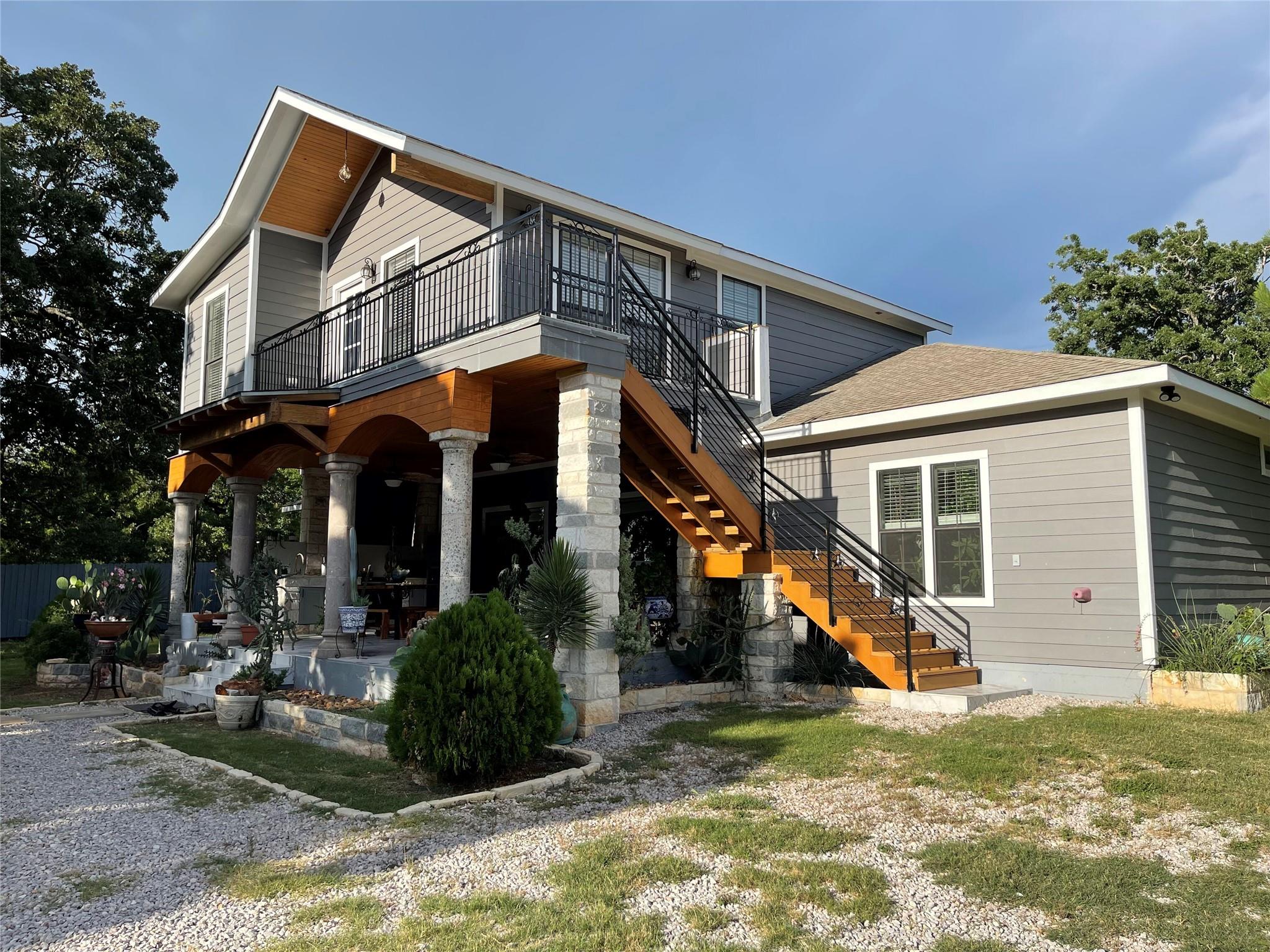376 Alta Vista Dr #b Property Photo 1