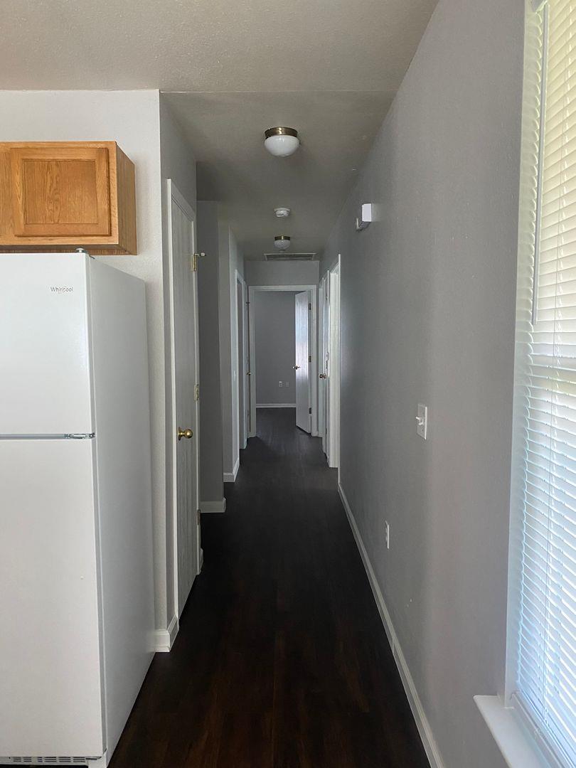 601 N Bastrop St Property Photo 4