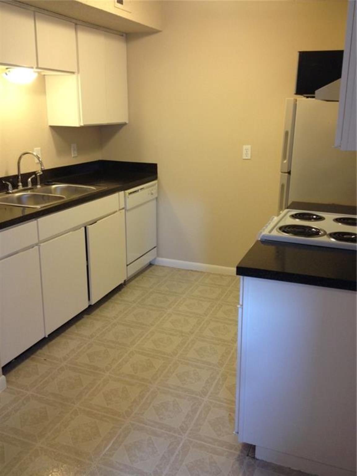 2408 Longview St 210 Property Photo 9