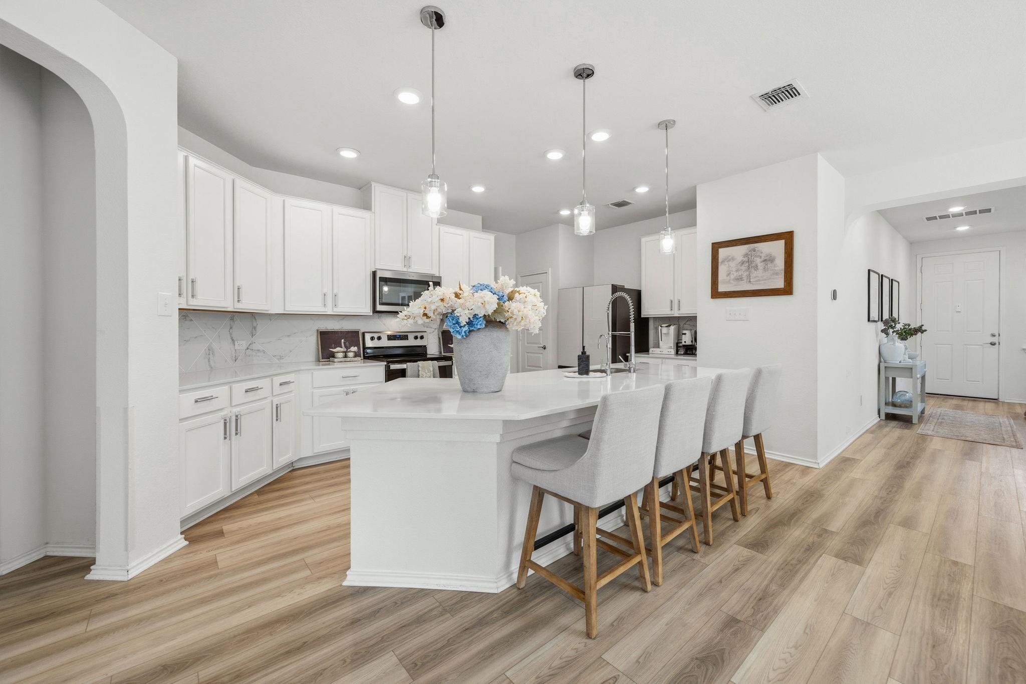 106 Lucky Texan Cv Property Photo 1