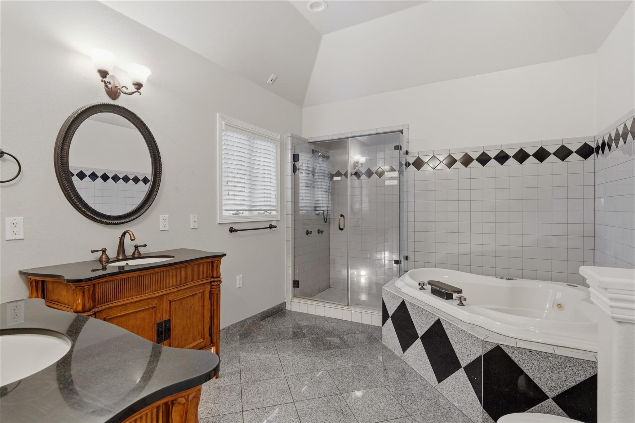 12011 Dove Haven Dr Property Photo 17