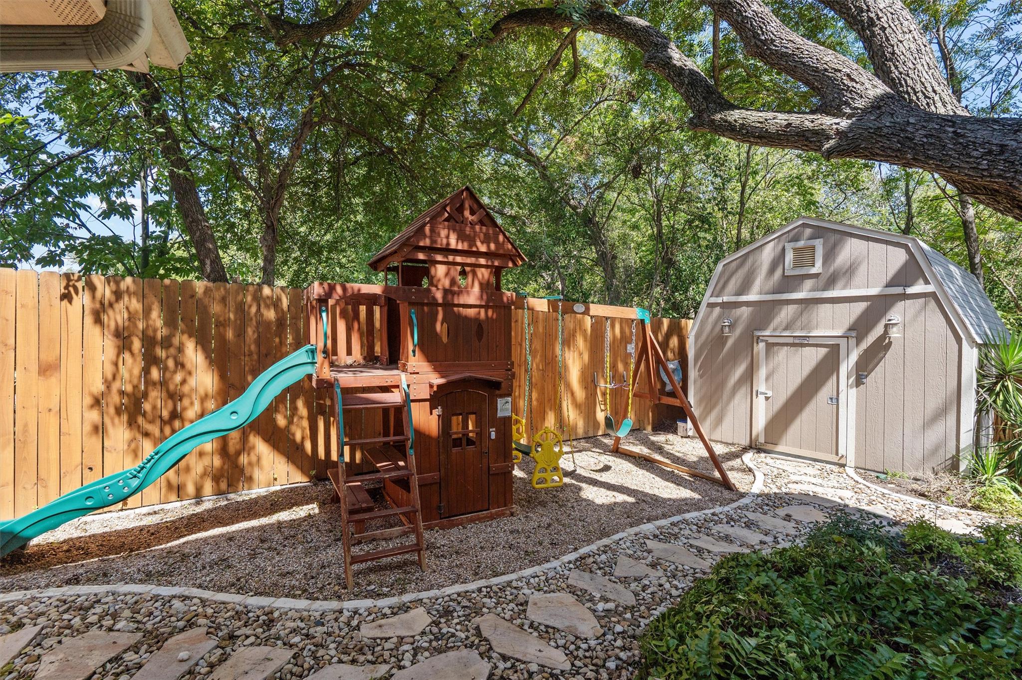 12011 Dove Haven Dr Property Photo 38