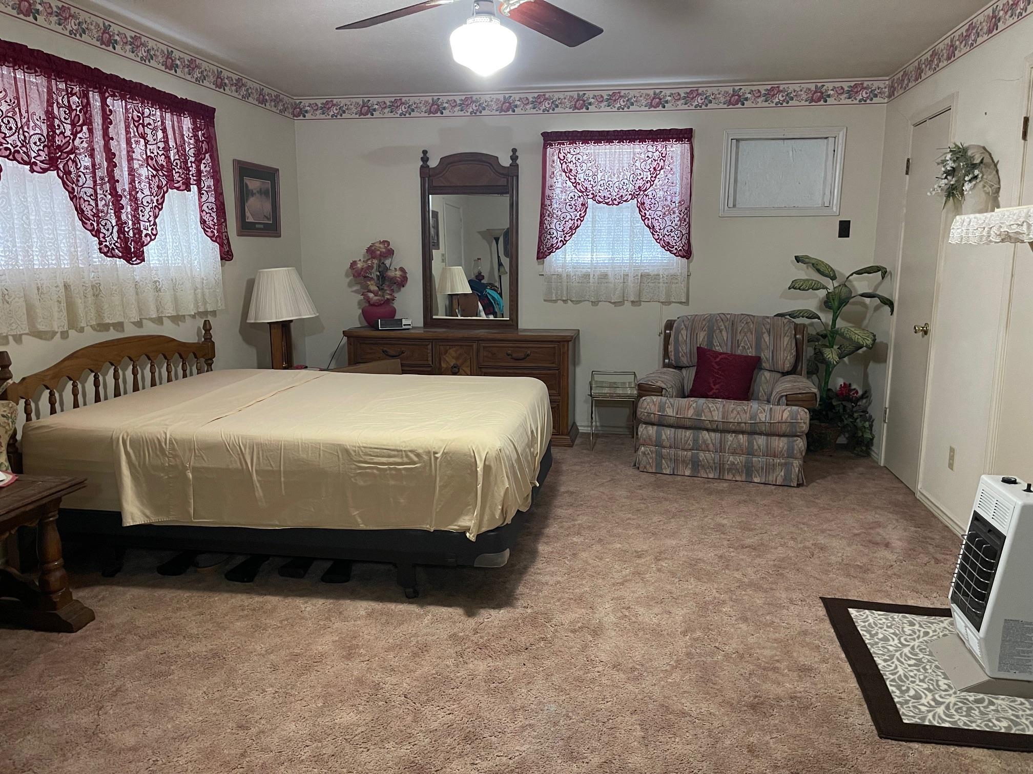 741a Muzny Rd Property Photo 4