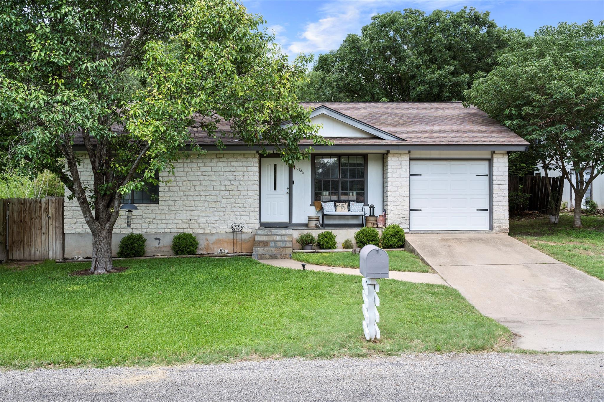10720 Sunny Ln Property Photo 1