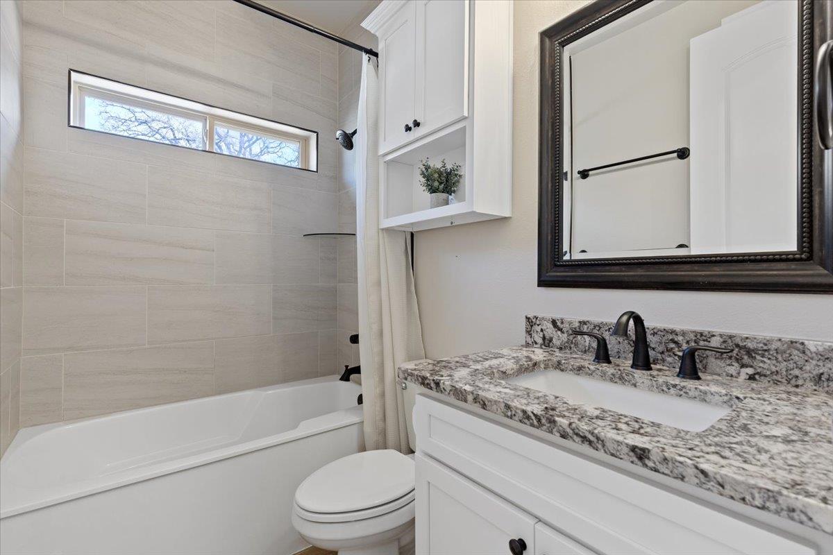304 Morning Ridge Ct Property Photo 25