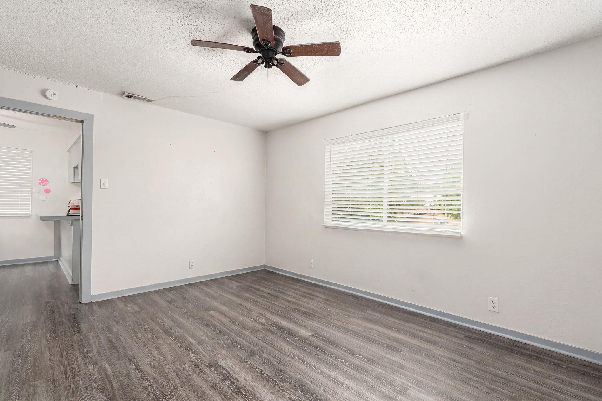 2406 Bucks Run Property Photo 15