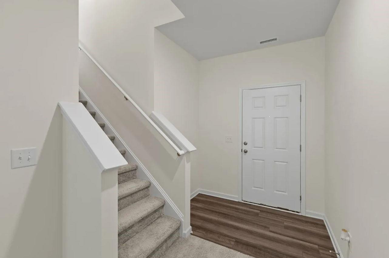 508 Lagoon Dr Property Photo 15