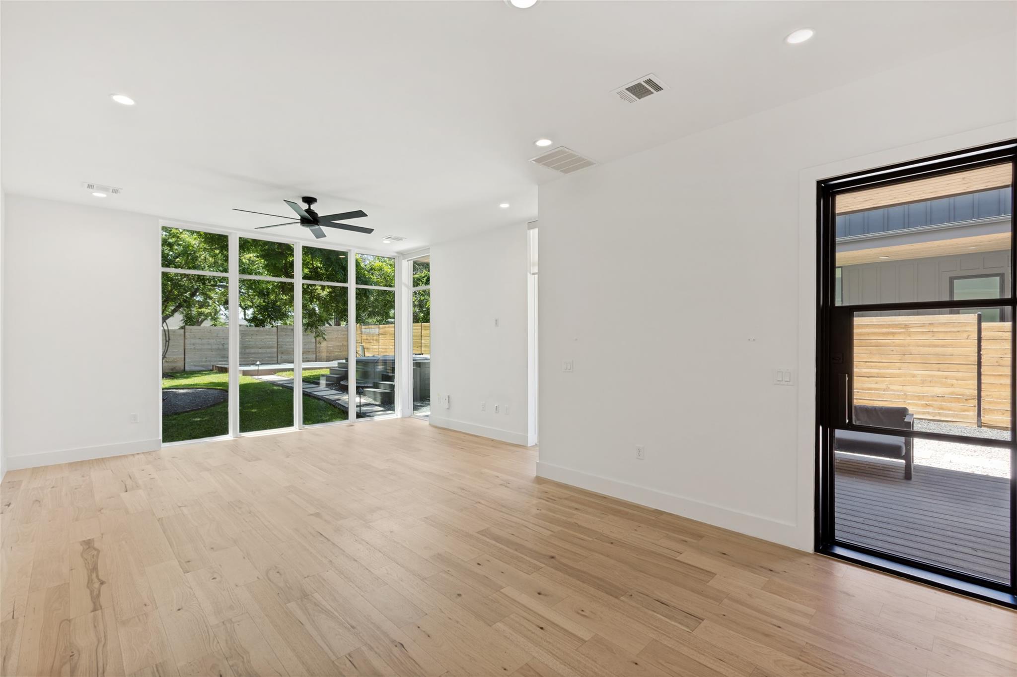 1407 Valleyridge Dr #a Property Photo 3