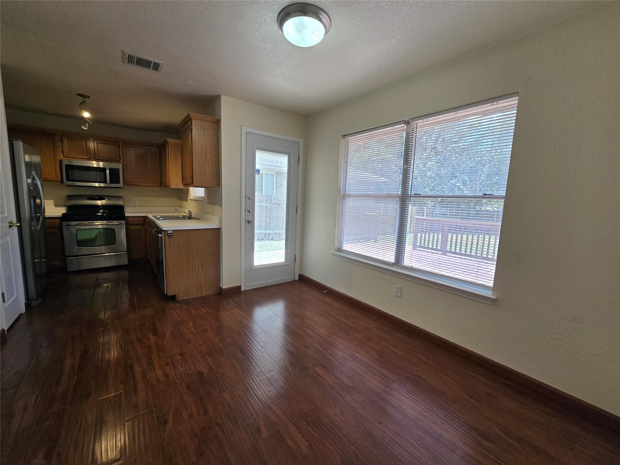 505 Shant St Property Photo 6