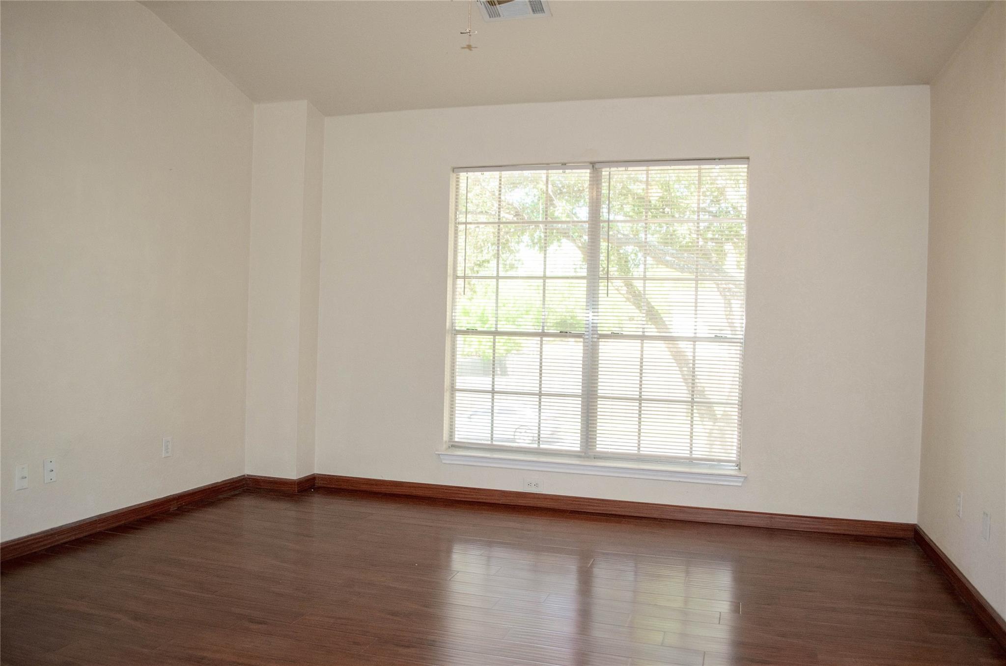 505 Shant St Property Photo 9