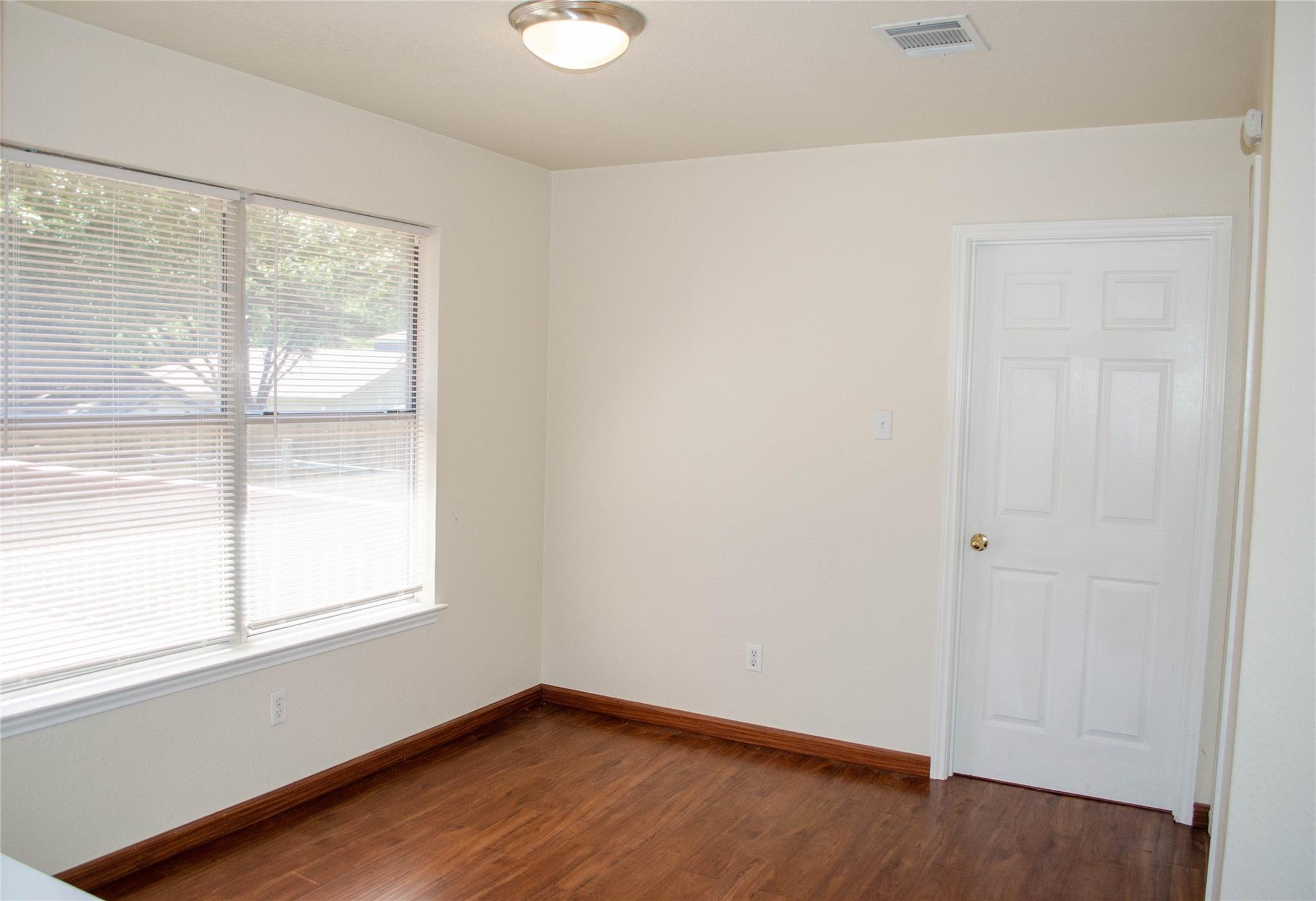 505 Shant St Property Photo 13