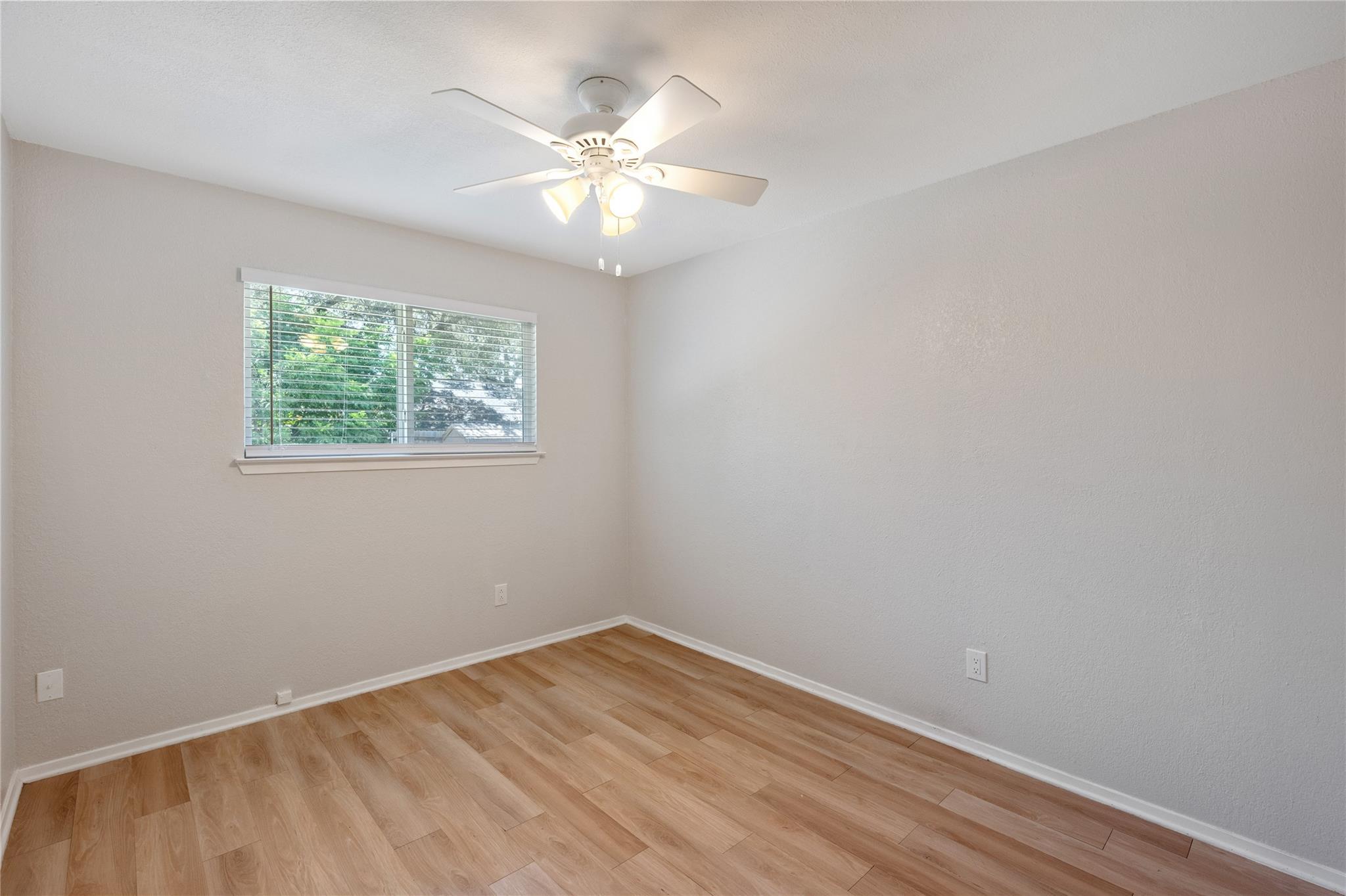 9005 Curlew Dr Property Photo 22