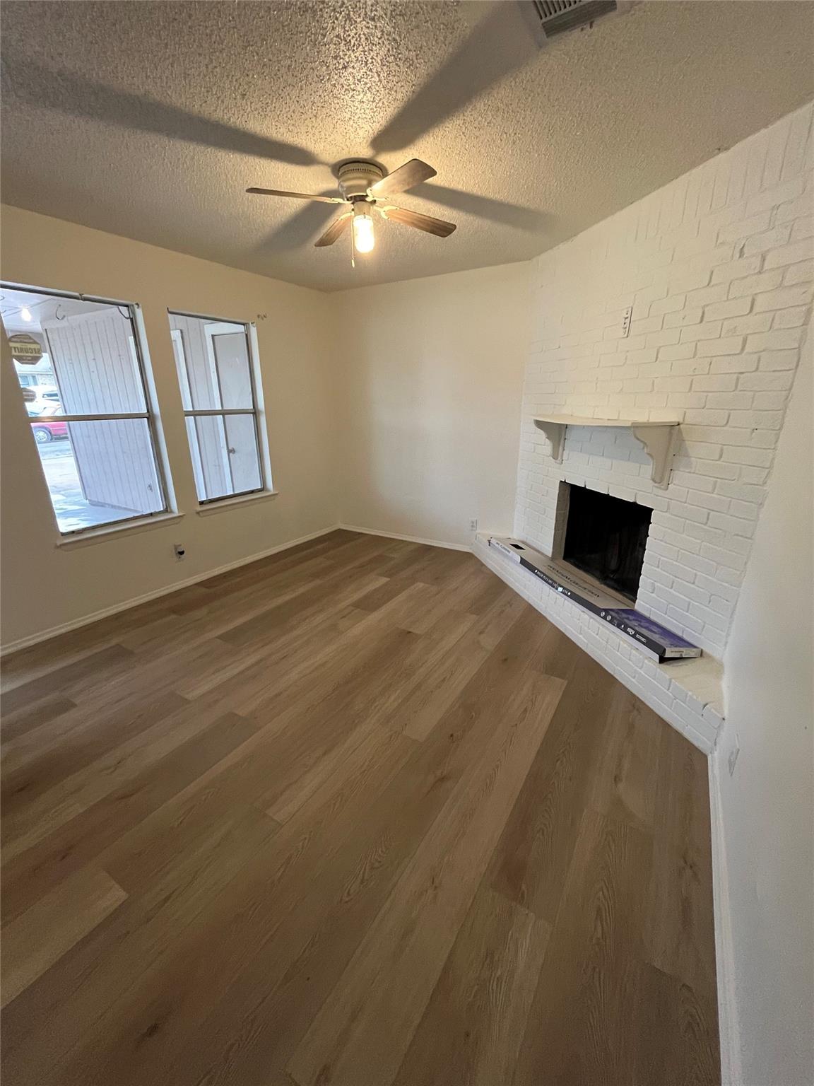 905 Fieldwood Dr #b Property Photo 14