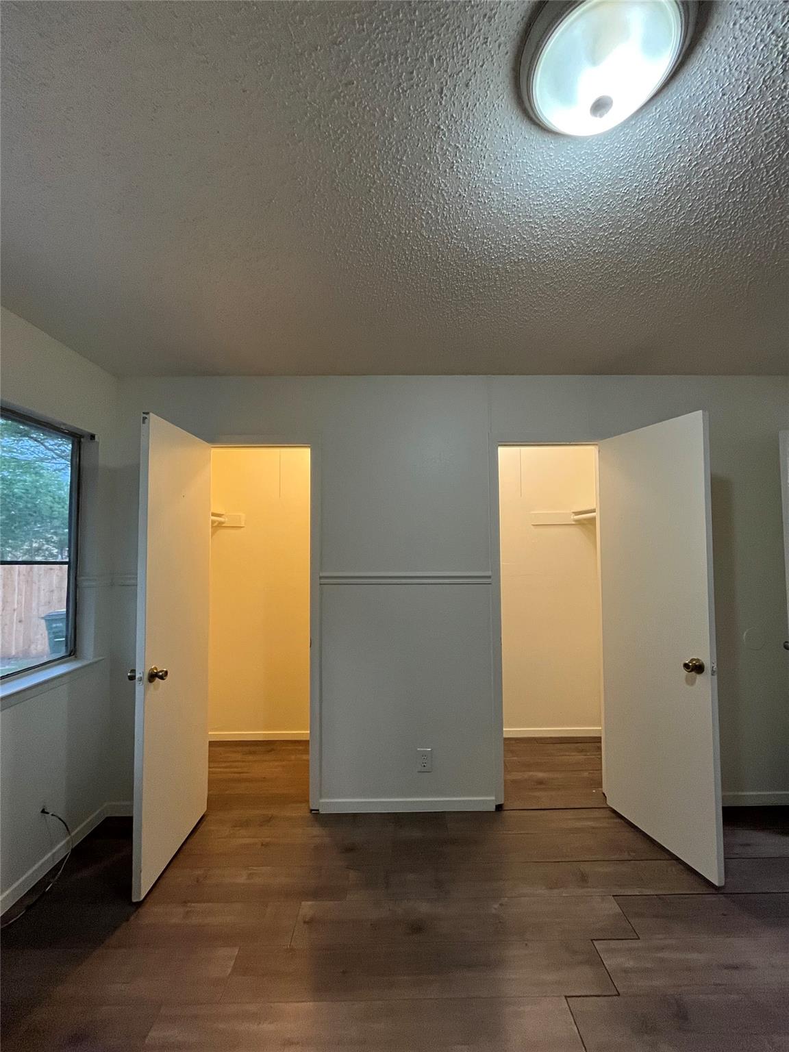 905 Fieldwood Dr #b Property Photo 17