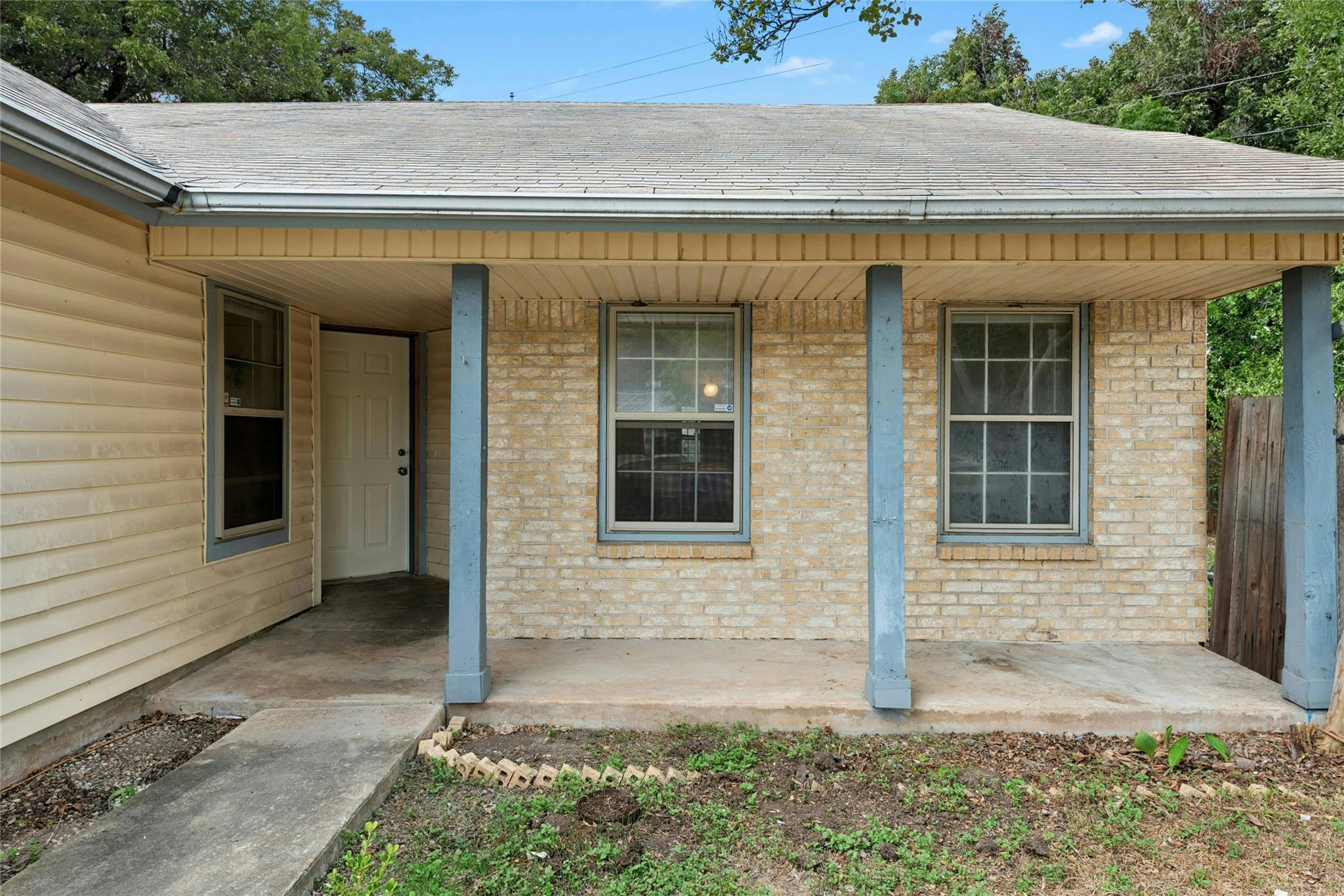 13187 Mill Stone Dr Property Photo 3